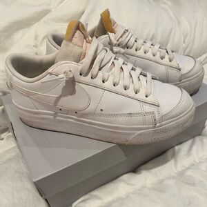 Nike Blazer Low ‘77 Next Nature White Leather Sneakers Women’s 8.5 DJ0292-100